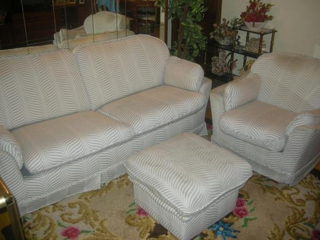 SOFA CAMA 3 PLAZAS, SILLÓN Y PUF DE REGALO