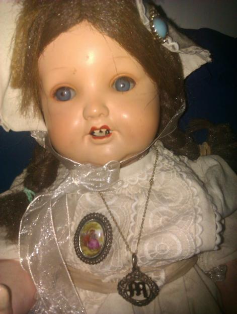 vendo muñeca antigua marcada y en buen estado alemana 1900