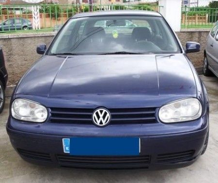 VOLKSWAGEN GOLF 1,6 I   110 CV - Barcelona