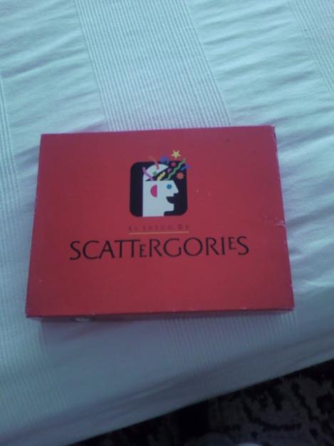 Juego de Scatergories seminuevo