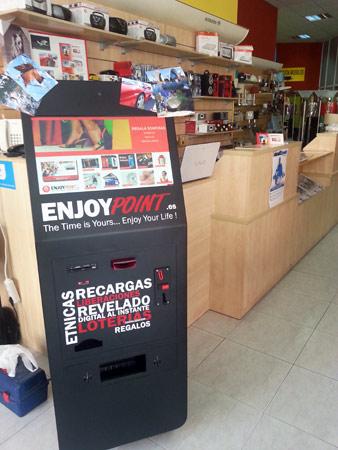 Kiosco fotográfico con canalización lotería, recargas, liberalizaciones…