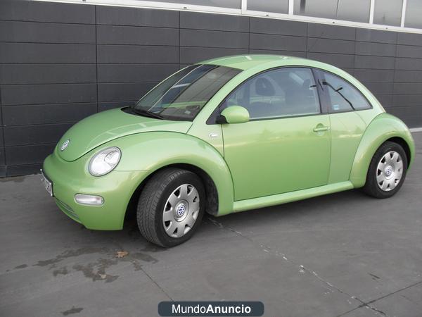 se vende new beetle