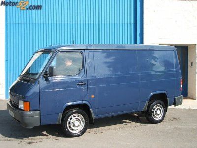 NISSAN TRADE 2.3 FURGON - Zaragoza