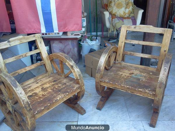 Se venden SILLAS de MADERA rústicas