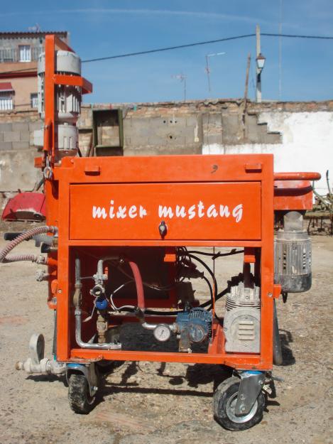 Vendo maquina de yeso ( mixer mustang)