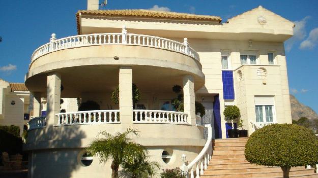 Chalet en alquiler de vacaciones en Nucia (la), Alicante (Costa Blanca)