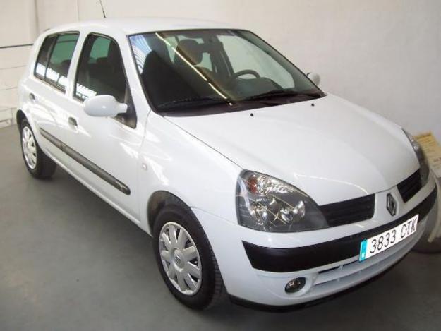Venta de coche Renault CLI0 1.2 EXPRESSION '04 en Huesca
