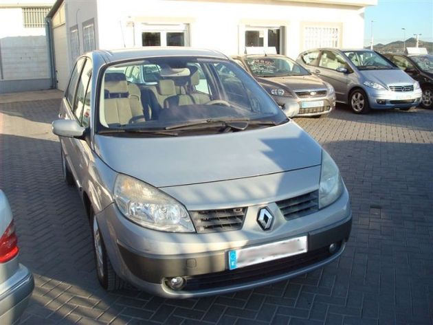 RENAULT SCENIC 1.9 DCI LUXE PRIVILEG