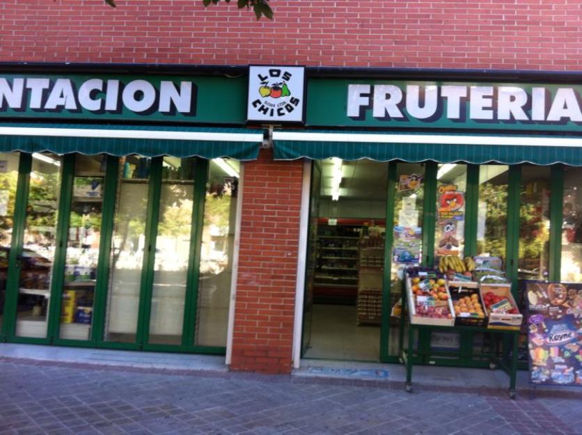 se traspasa tienda de alimentacion-fruteria