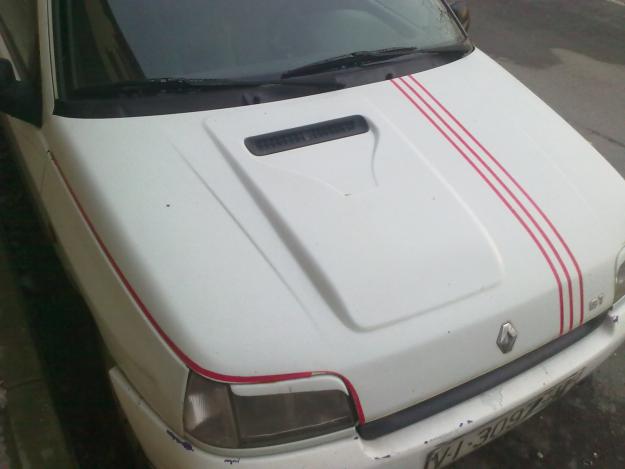 se vende despieze de clio 1.9 (91-96)